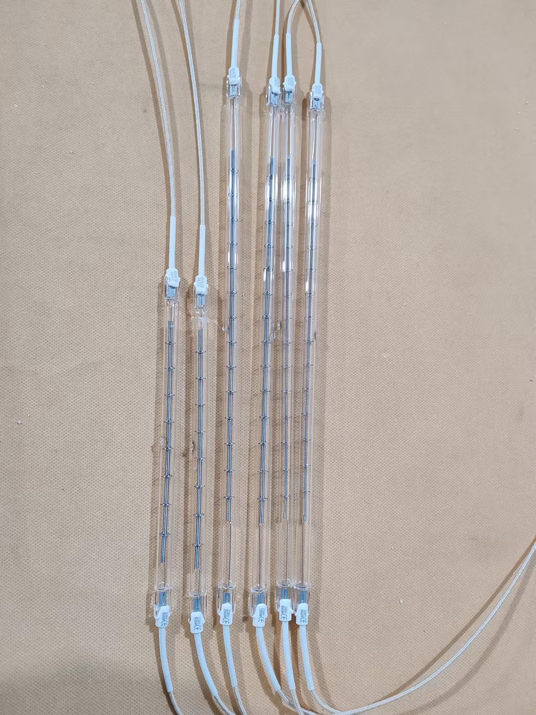 Technical Specifications of 630mm 800W Halogen Heating Lamps for PET Bottle Blowing